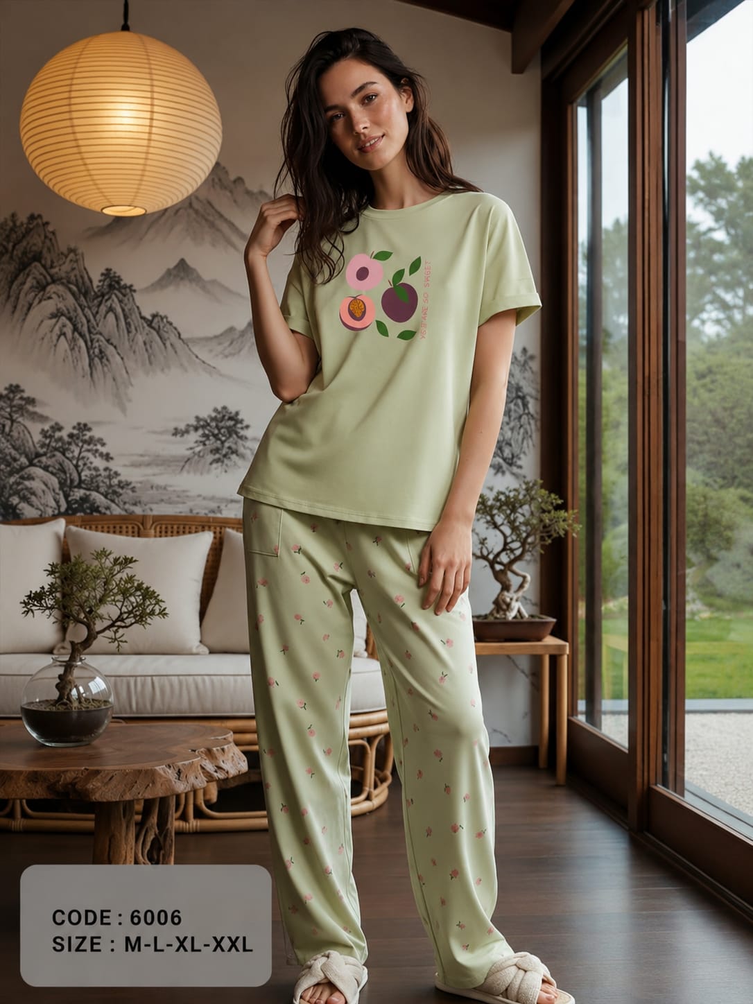 T-shirt and pantalon Pajma